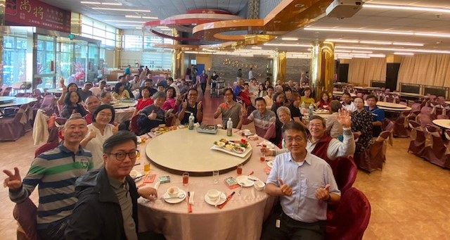 2-10-3_彰化县校友会与二林镇教育会联谊餐会合影(彰化县校友会提供) 2-10-3_彰化县校友会与二林镇教育会联谊餐会合影(彰化县校友会提供)
