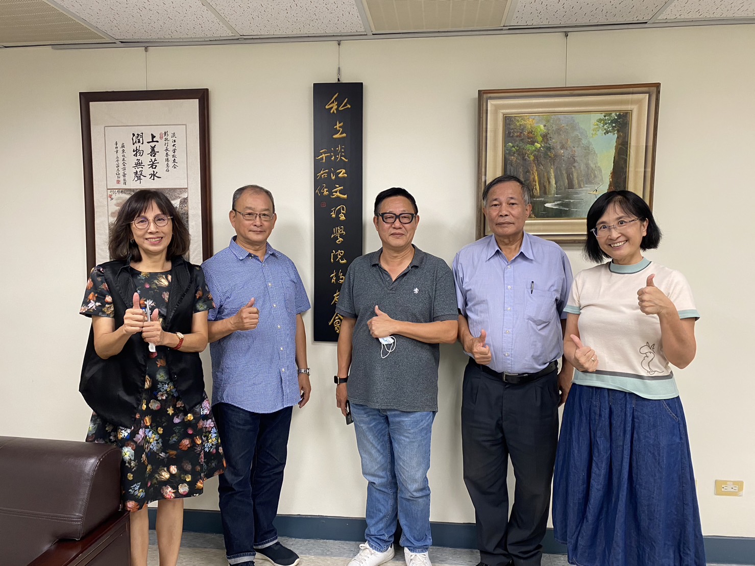 這是一張圖片 這是一張圖片
