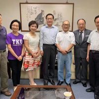 2019_0905  陪同大陆校友会会长们拜会校长