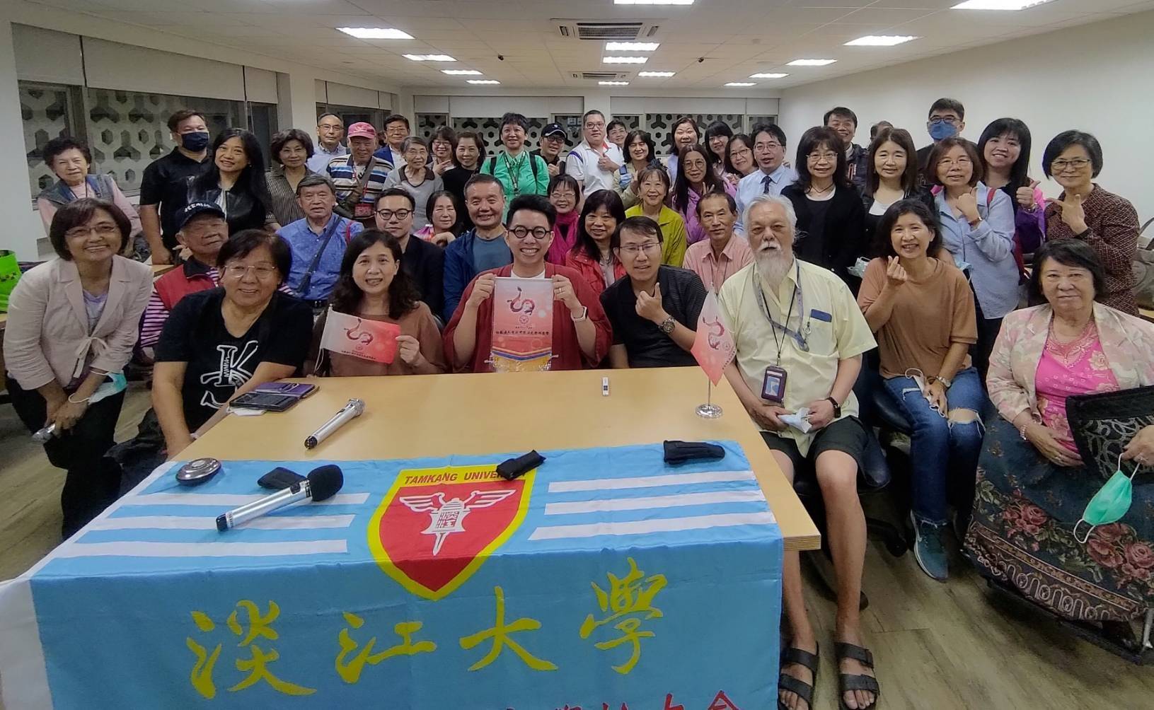1台北市校友會11月份主題演講及慶生會 1台北市校友會11月份主題演講及慶生會