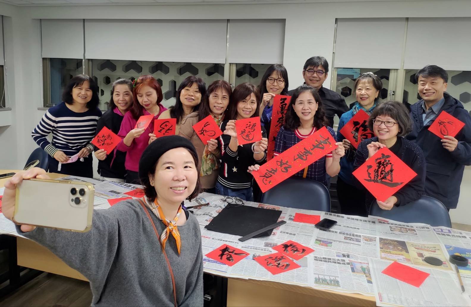 2台北市校友會12月份主題演講及慶生會 2台北市校友會12月份主題演講及慶生會