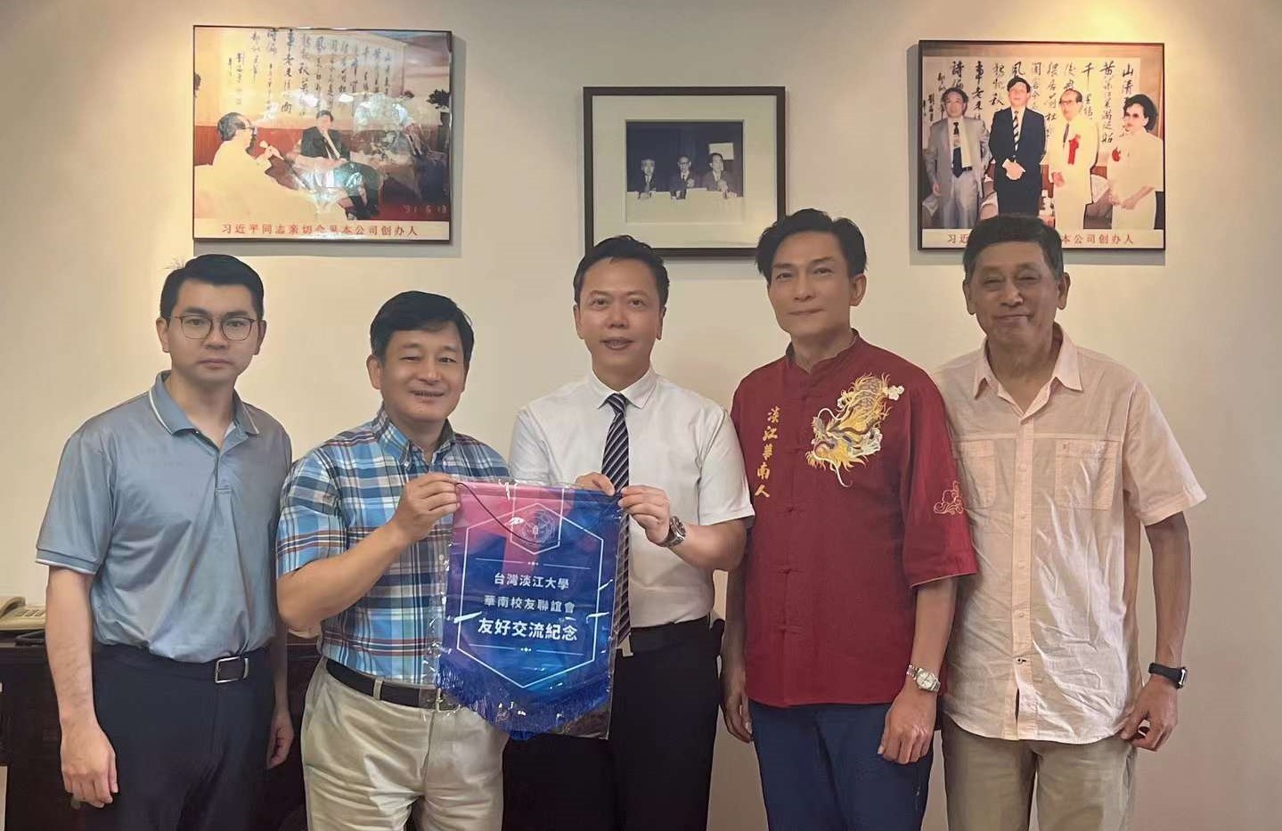 这是一张图片 这是一张图片