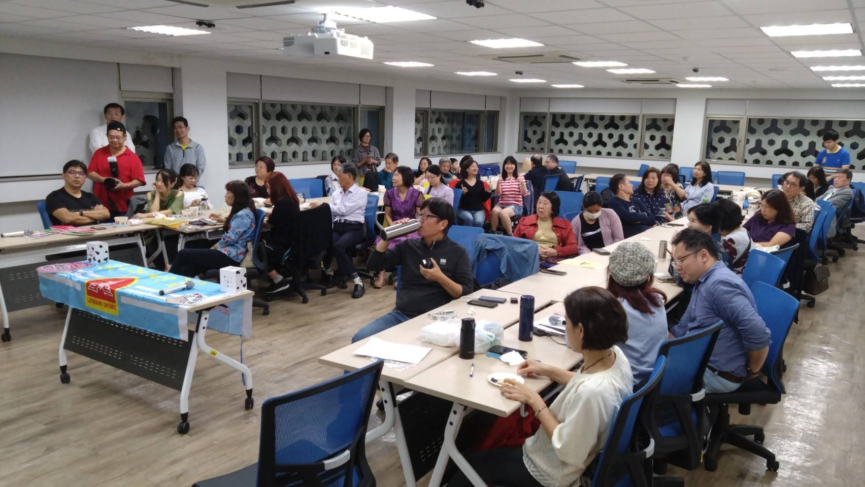 這是一張圖片 這是一張圖片
