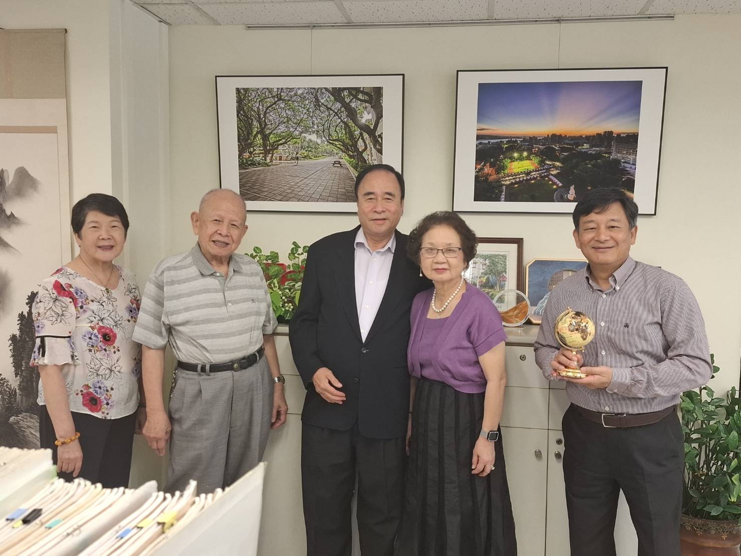 這是一張圖片 這是一張圖片