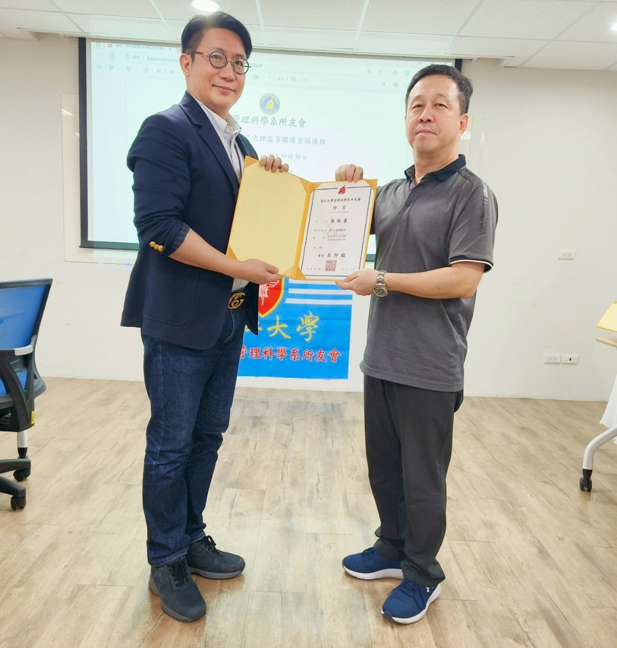 這是一張圖片 這是一張圖片