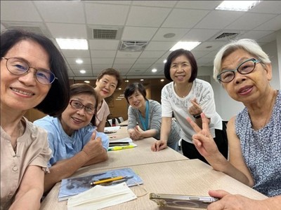 法文系友会读书会