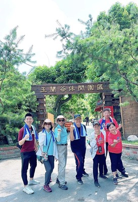 台中市校友會爬山健行活動